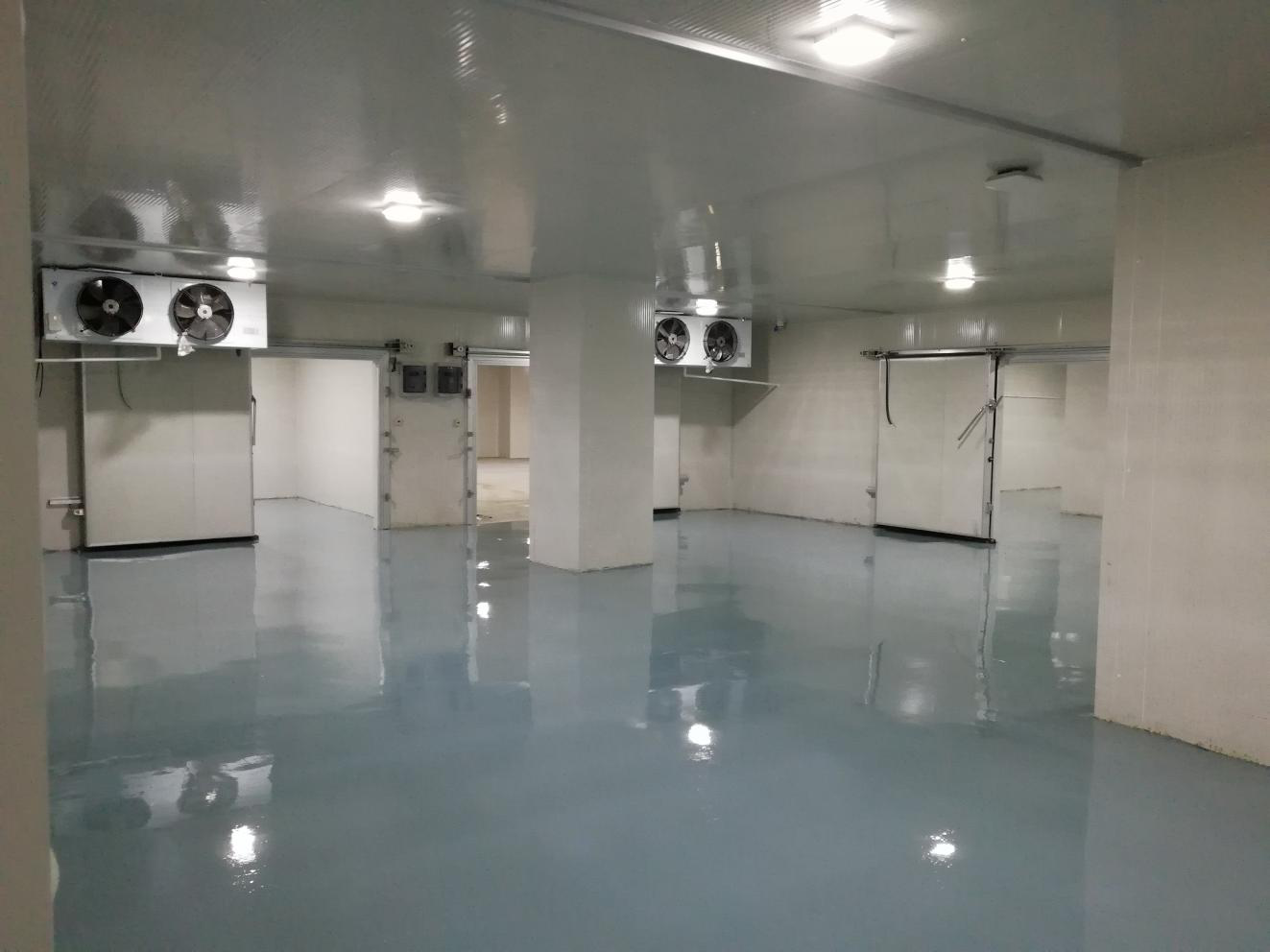 醫(yī)院建設(shè)1200立方藥房冷藏庫安裝費用價格是多少？